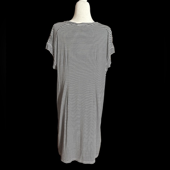 Tommy Bahama dress, size L - Picture 3 of 7